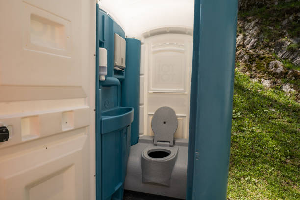 Best Affordable portable toilet rental  in Hughesville, MD